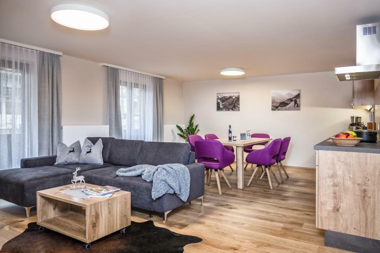Hillside Apartments Pircher Fuegen Ngoại thất bức ảnh